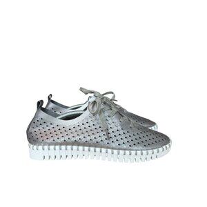 Ilse Jacobsen Tulip Sneaker 38 Silver Leather Womens Lace Up Shoes NWOB